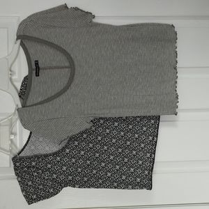 2 pack of Abercrombie crop soft shirts